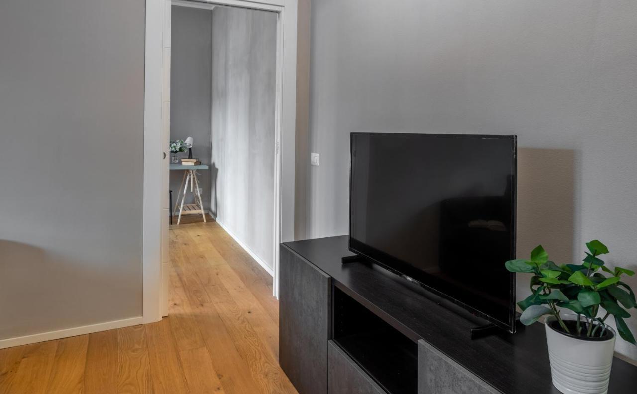 Apartamento Joivy Charming Flat With Desk Milán Exterior foto